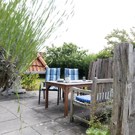 Ostertill 01 * Dorumer Neufeld